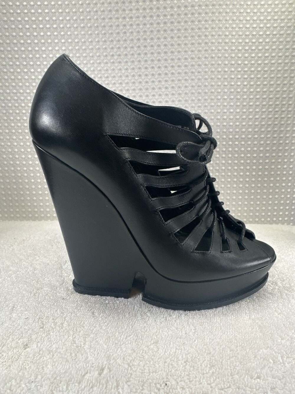 Yves Saint Laurent Hortense Black Leather Platform Wedge Sandals - Picture 3 of 12